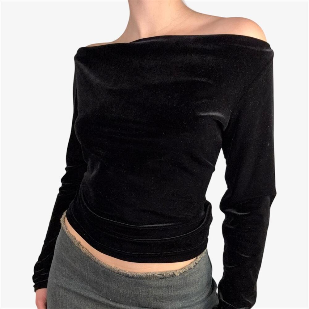 Bloomingdale’s velvet off the shoulder vintage long sleeve top elegant classy, M